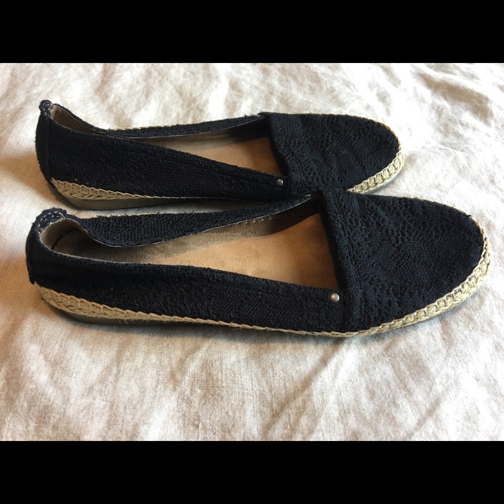 Black flats
